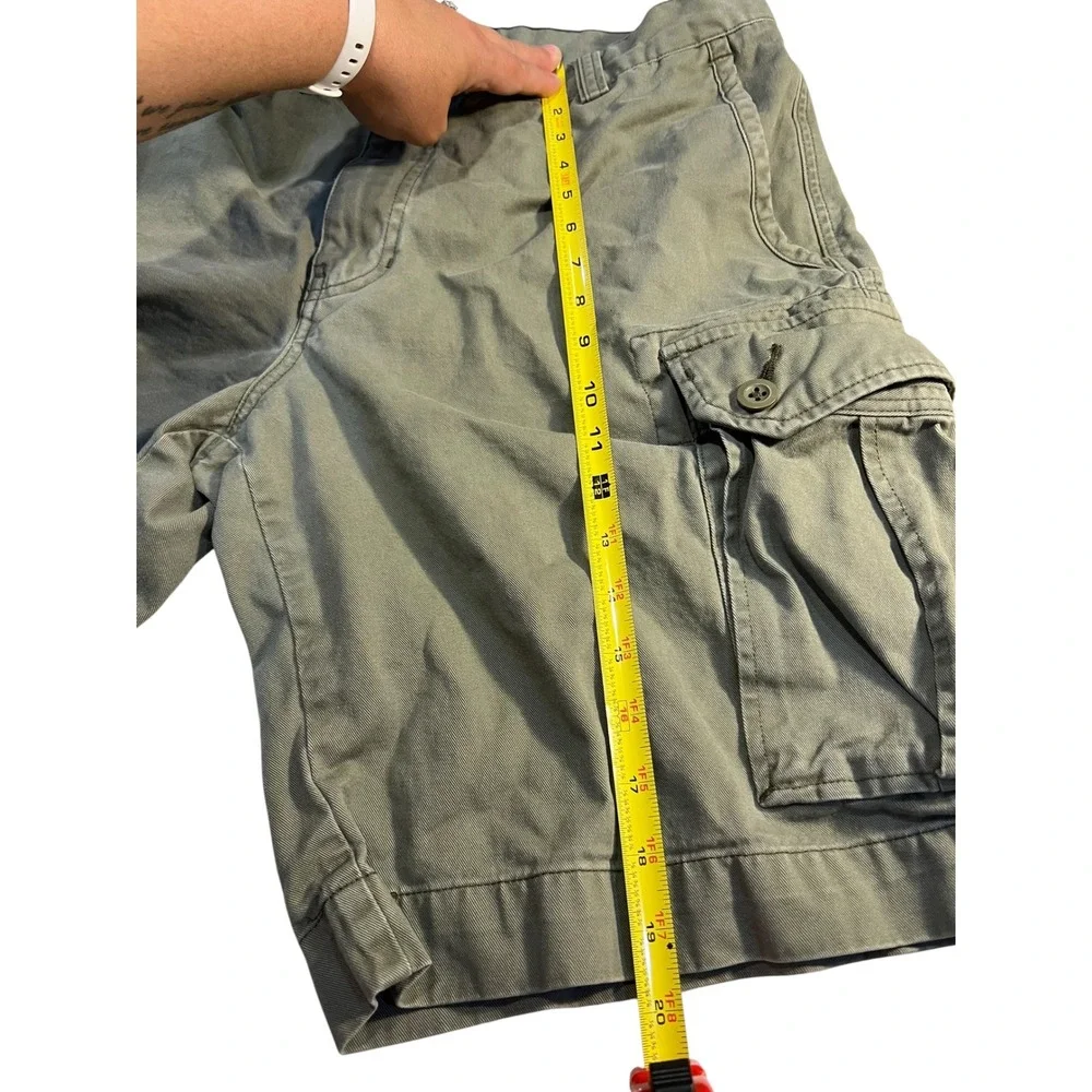 G.H. Bass Olive‎ Green Cargo Shorts Men's Size 34 Outdoors Gorpcore Hiking